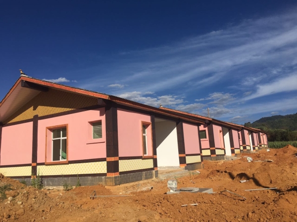 外墻刷漆要漂亮還要耐用，首先要學(xué)會施工