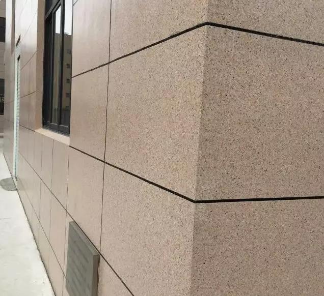 水包水水包砂在舊墻面上施工，該怎么處理？